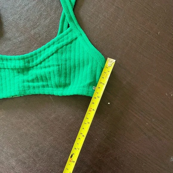 Green Ribbed Two-Piece Set - Picture 9 of 10